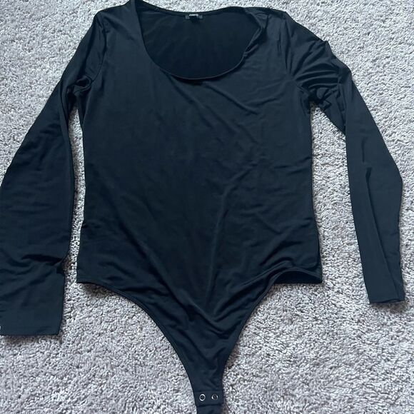 Express Body Contour Bodysuit - Picture 1 of 3